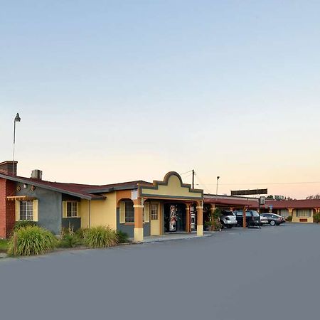 Rodeway Inn Modesto Kültér fotó
