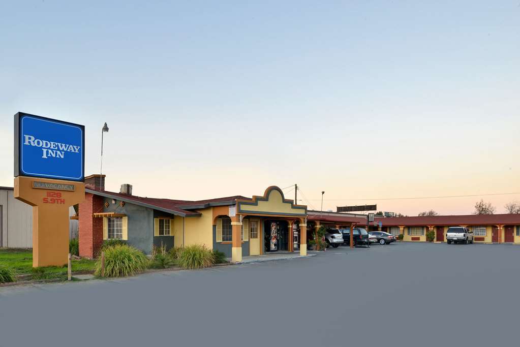 Rodeway Inn Modesto Kültér fotó