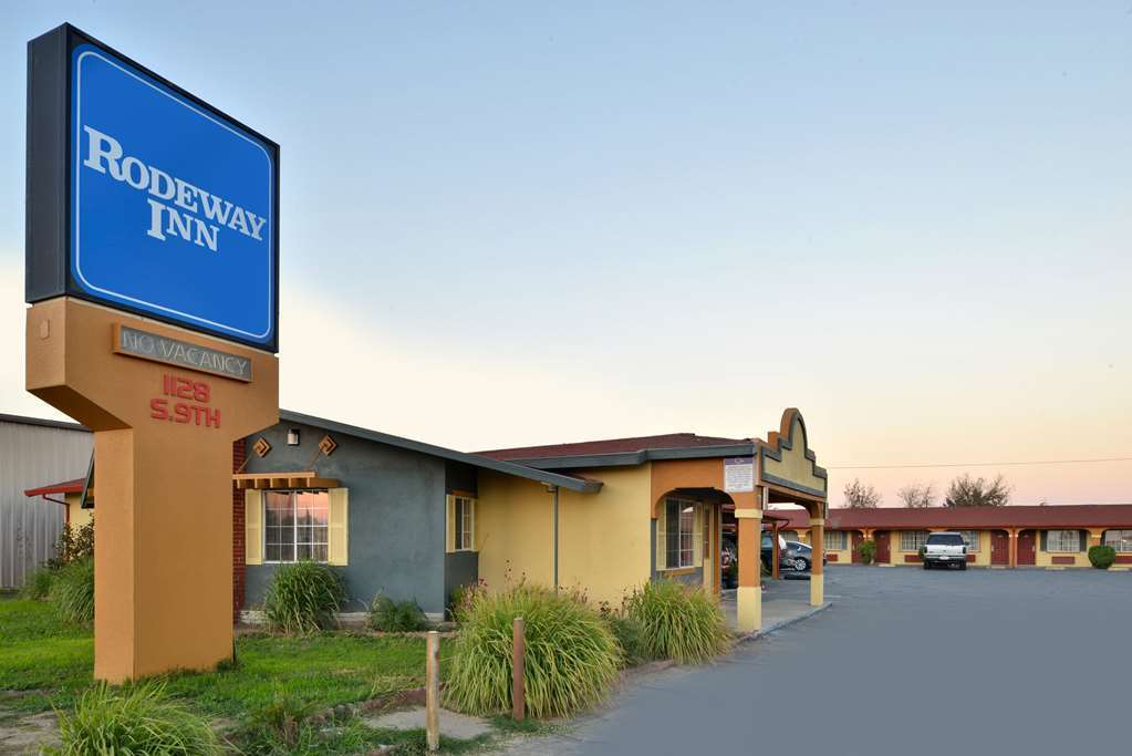 Rodeway Inn Modesto Kültér fotó